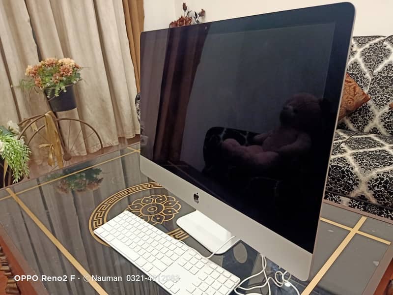 Apple iMac 2019 27 inches 5K Ratina Display, Core i5, 10/10 3