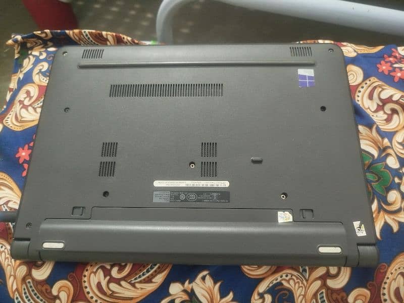 Dell Latitude 3350 4