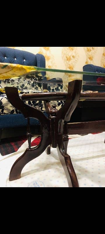 center table , used like new 2