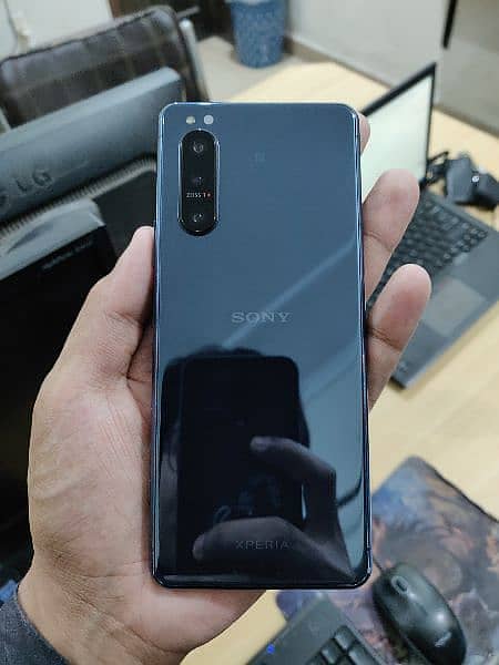 Sony Xperia 5 Mark 2 1