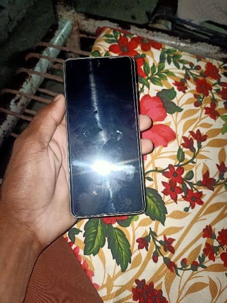 realmi c67 mubile for sell 8.128 40.000 ka 4