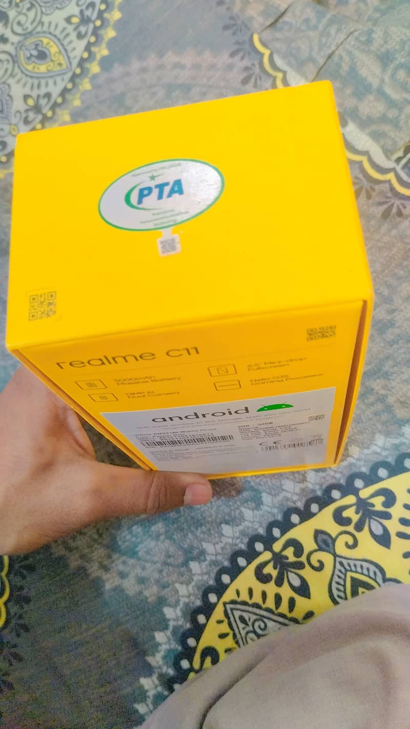 Realme C11 2|32 14000rs 7