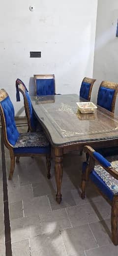 sale danining table dor sale urgant 80k 03343971636