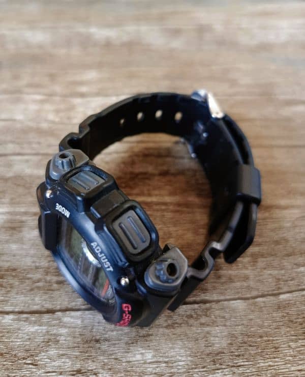 Original Casio G-Shock Digital Watch Black Resin Strap 4