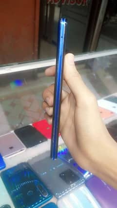 aquos r5 non pta 10/9