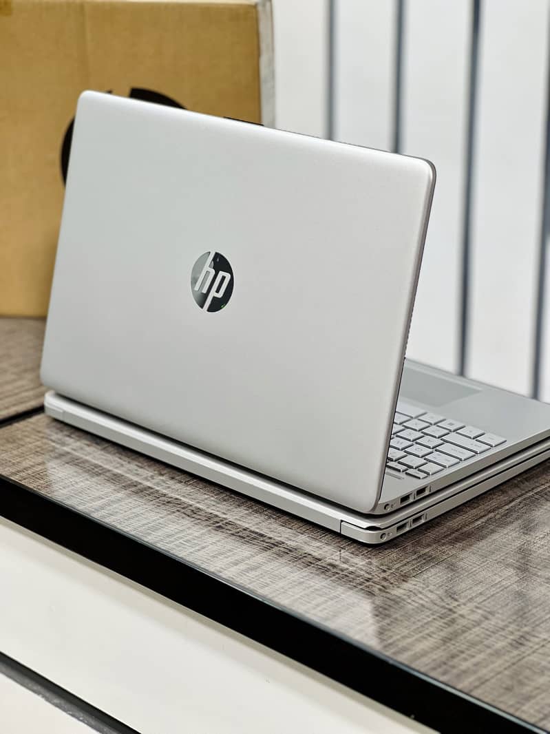 Hp 15s Core I5 11 | 8 GB Ram | 512 Gb Nvme | laptop 3