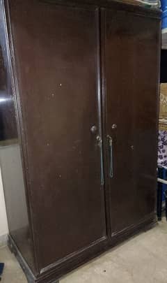 Wardrobe (Almari) 0