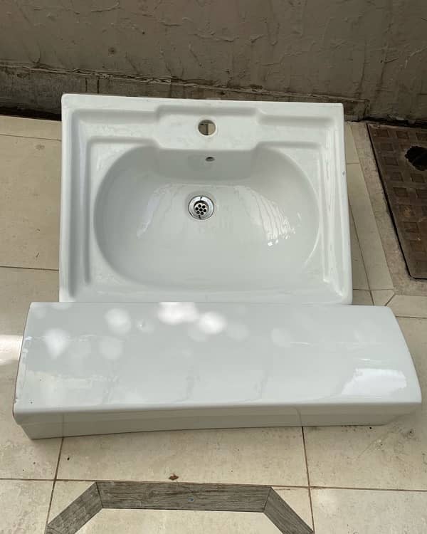 White Washroom Sink 2