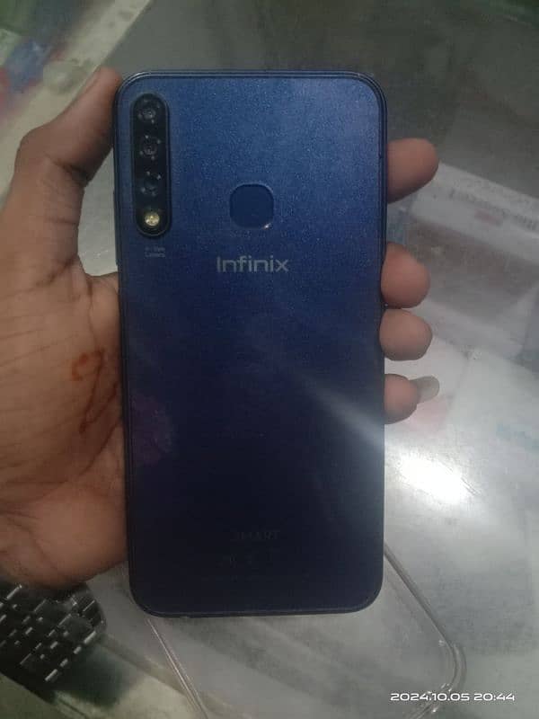 infinix smart 3plus 2/32gb 4