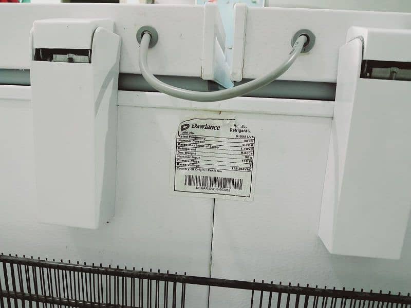 Dawlance Twin door deep freezer | model 91998 1