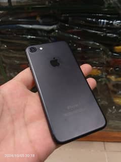 Iphone 7 PTA approved 32 gb