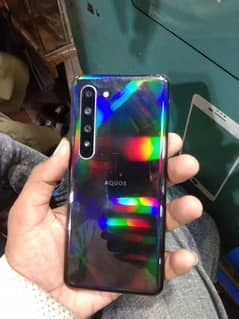 Aquos R5 non pta