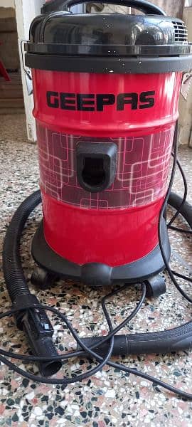 Geepas Vaccum Cleaner GVC 2587 2