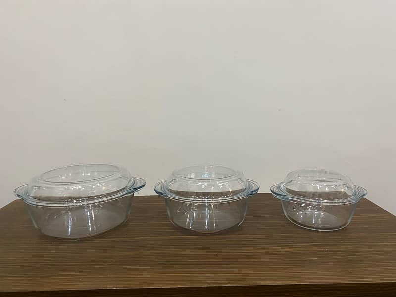 Borcam serving dishes & Bowl 3