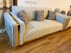 Few months used 6,seater sofa set excellent condition