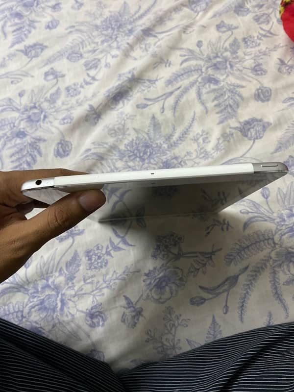 ipad air 4