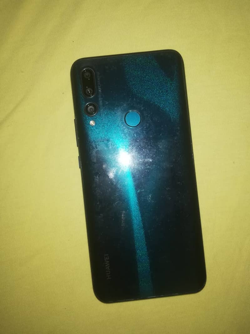 Y9 prime 2019 Lcd crack touch is OK no fault 4gb / 128gb 5