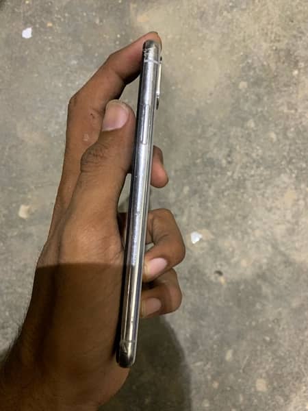 iphone X Non PTA 2