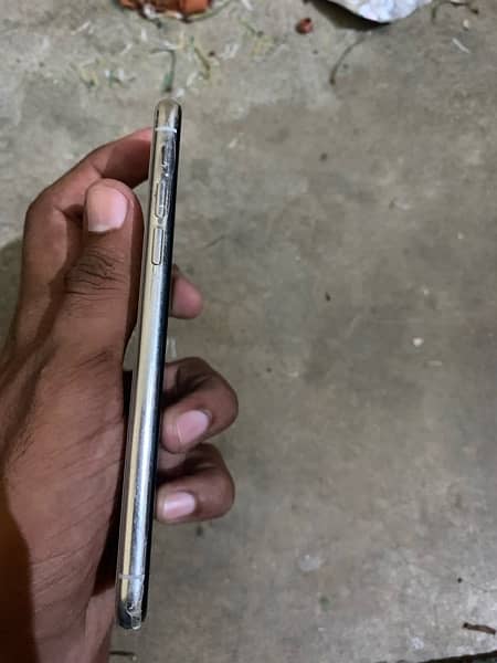 iphone X Non PTA 17