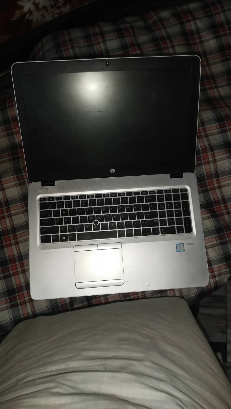 Hp i5 g3 850 6th generation 1