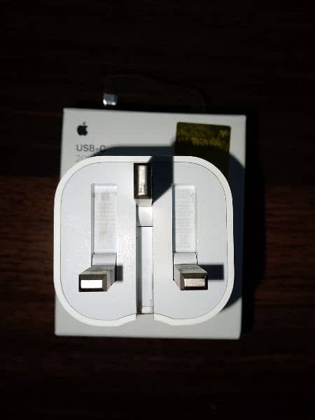 Apple Iphone 20w Original Adapter 1