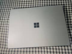 Microsoft Surface Laptop