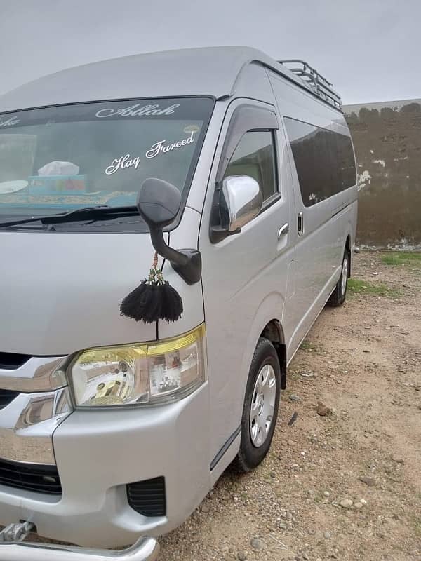 Toyota Hiace 2014 Auto Door 3