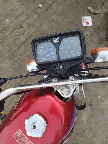 Honda 125 17 model for sale all ok documents clears hain 5