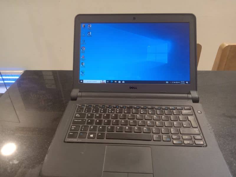 dell core i3 laptop 2