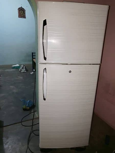 Haier Fridge 1 Year Used Original Gas 1