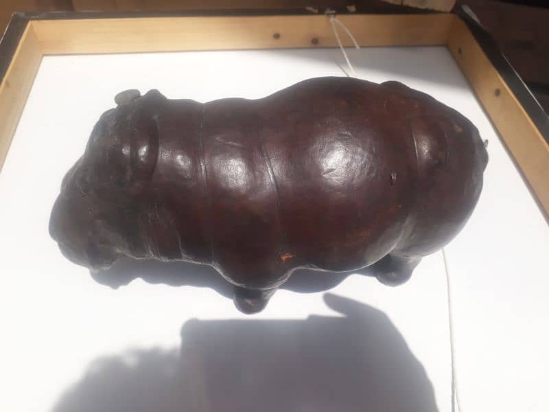 imported hippo sculpture 7