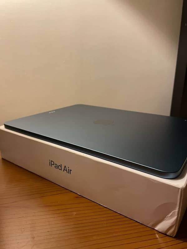 Apple iPad Air 5 M1 256 Gb Box & Warranty 4