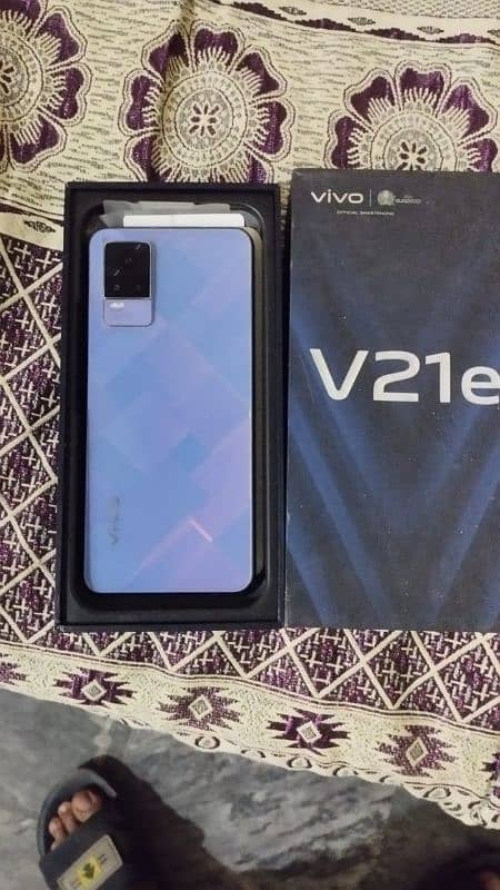 vivo v21e 8/128 box charger sath 1