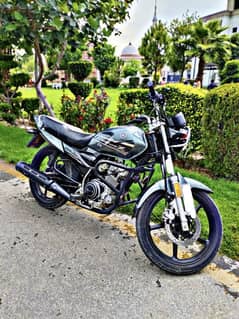 YAMAHA YB 125-Z DX VARIANT 2023 MODEL JUST LIKE NEW URGENT SALE