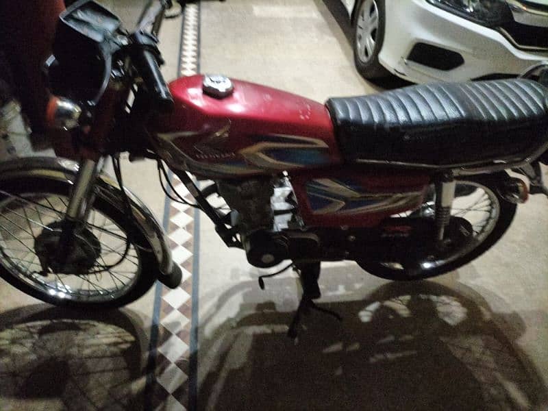 Honda cg 125 2022 model in good condition 6