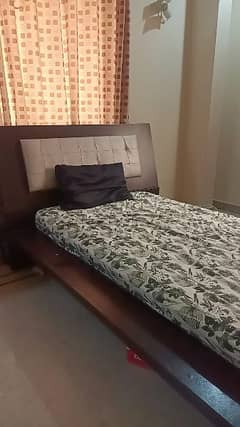 single bed for sale