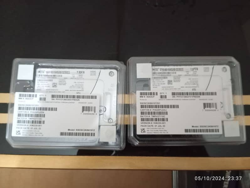 Intel Server Class Hard Drive 1.92TB 0