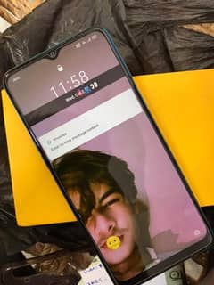 realme 5i 4/64