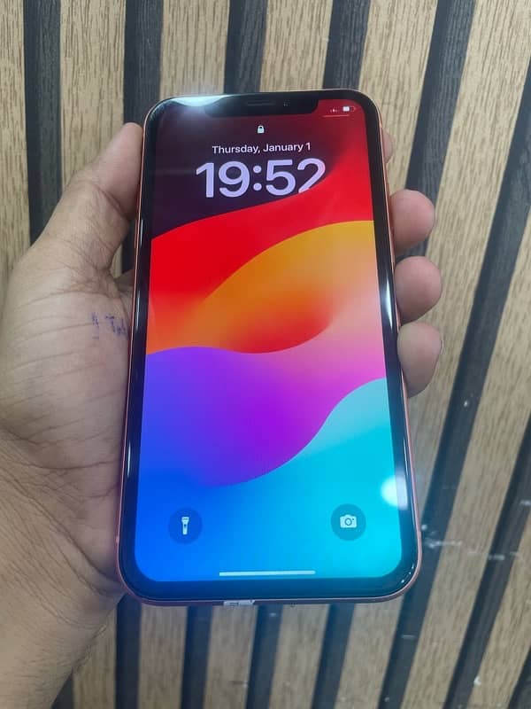 IPHONE XR 64GB 3