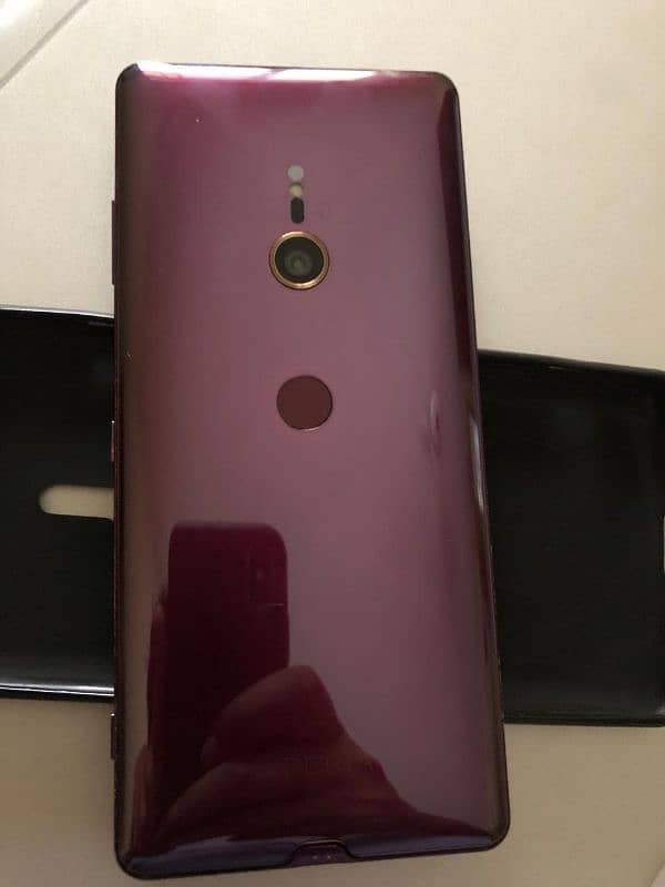 Sony Xperia XZ3 - Good Condition & Official PTA Approved 8