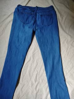 9 pants 6 t-shirt used