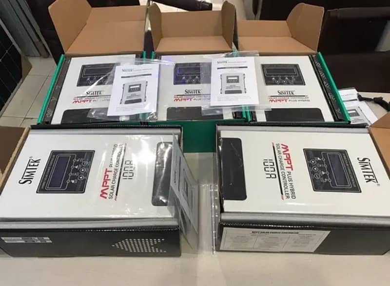 hybrid 70A and 100A simtek mppt charge controller 1