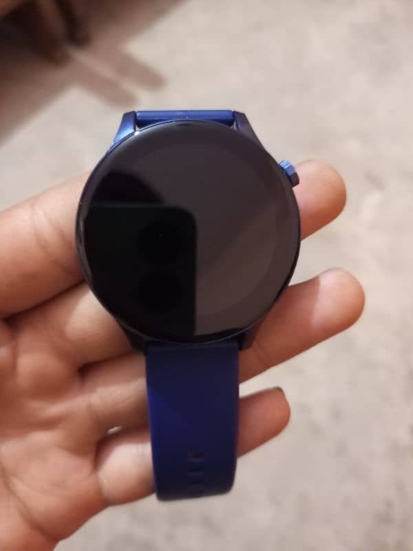 Yolo thunder smart watch amulad display 2