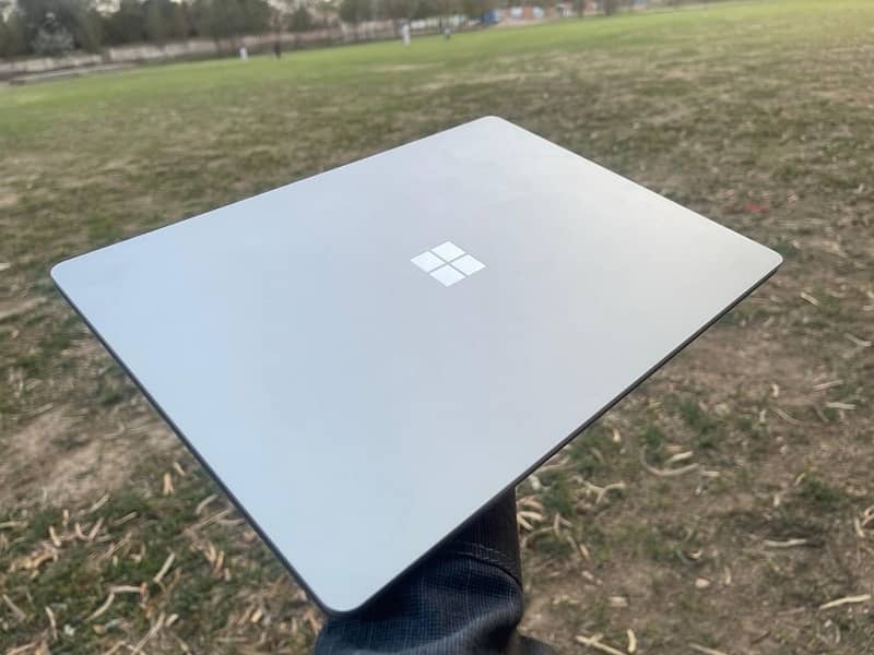 Microsoft surface laptop 3 7