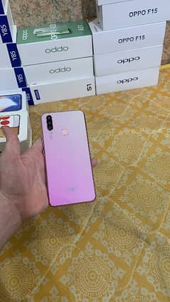 Vivo Y17 8gb 256 gb box pack new stock available