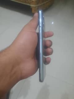 one plus 9 pro 10/10 condition with original box charger