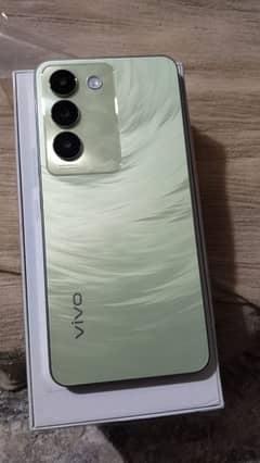 vivo y100