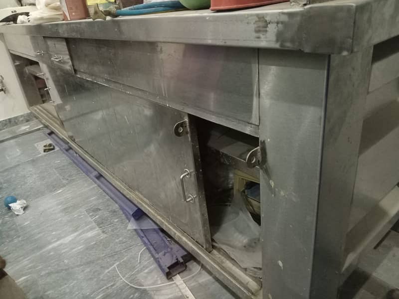 Used material in good condition for Dairy shops, Bakery and Marts 9