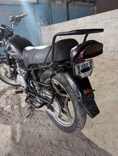 suzuki gs 150 (2019)