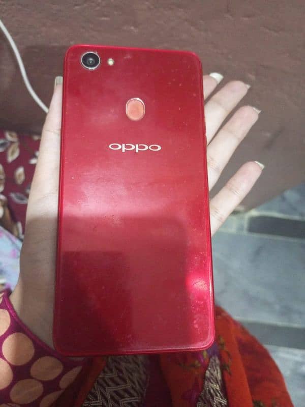 oppo f7 4 gb64gb 0